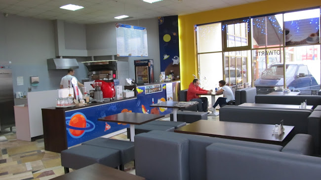 Pizzeria Hyyper - Gastronomia