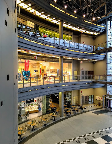 Opinii despre Petit Paris Stary Browar în Poznań - Gastronomia