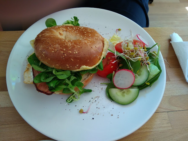 Śniadaniownia Różana 25 - Gastronomia
