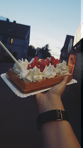 Comentarii opinii despre Happy Station