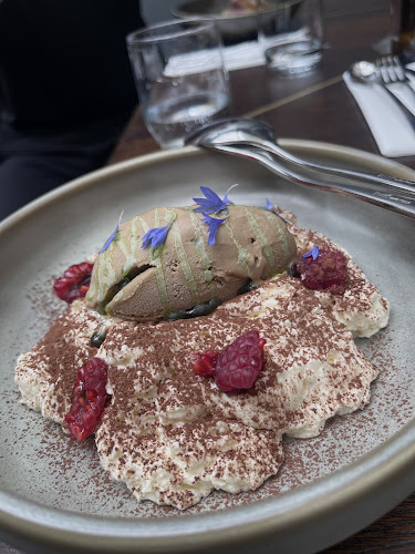 Estery 12, 31-056 Kraków