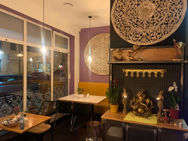 URBAN KITCHEN & GRILL - Gastronomia