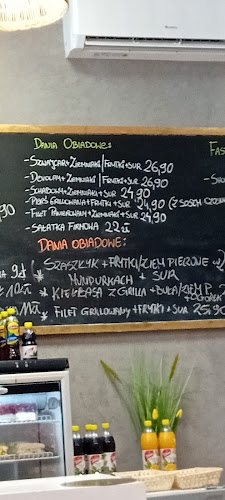 Bistro na Pięterku . Restauracja Kuchnia domowa Jedzenie na miejscu na wynos i z dostawą - Poznań