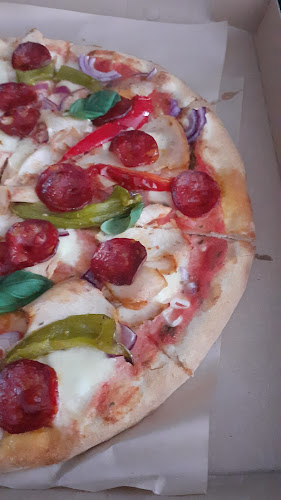 PIEKUŚ piekarnia z cukiernią - Gastronomia