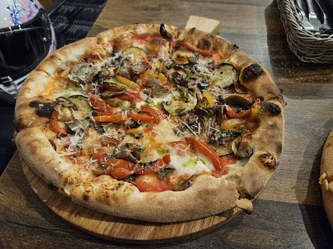 Opinii despre Pacino Pizza în Warka - Gastronomia