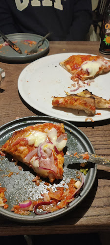 Comentarii opinii despre Michele Arcangelo Pizzeria