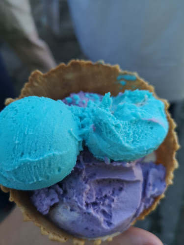 Comentarii opinii despre Lody Bochnia Dobrzańscy - Lodziarnia La Pera, lody u Smerfa