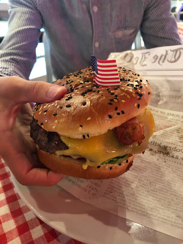 JEFF'S WESTFIELD MOKOTÓW - Warszawa