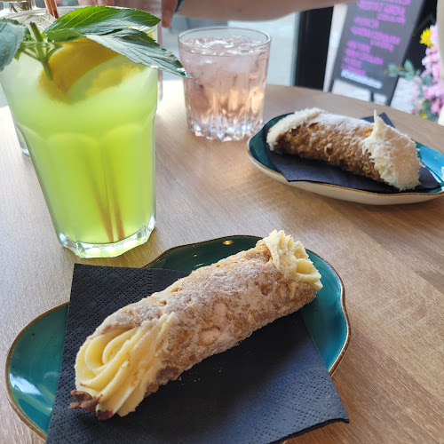 Opinii despre Cannolo and more! în Gdynia - Gastronomia