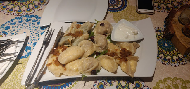 Rogata. Kuchnia lokalna. Kuchnia tradycyjna. Kuchnia beskidzka. Imprezy okolicznościowe.Rezerwacje firmowe. - Bielsko-Biała