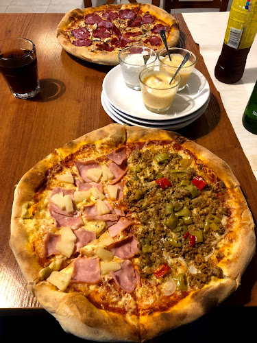Pizzeria 'Bella Pizza' - Gastronomia