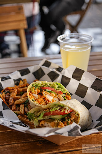 KURA Buffalo Wings & Craft Beer - Gastronomia