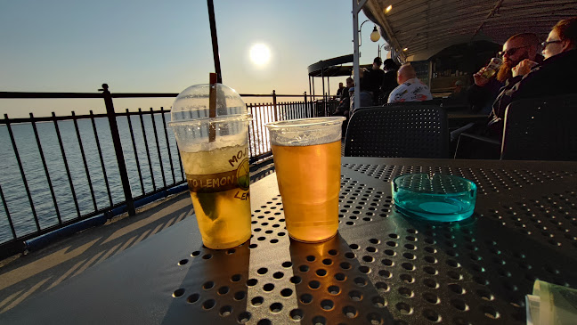 Black & White Grill & Drink Bar - Międzyzdroje