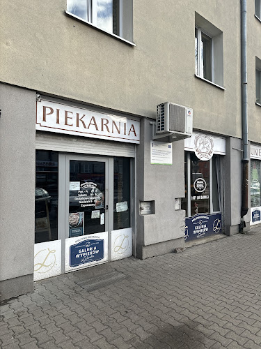 Piekarnia-Cukiernia Ele(Lubaszka) - Gastronomia