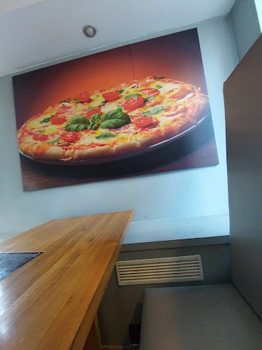 Szkolna 11, 22-460 Szczebrzeszyn