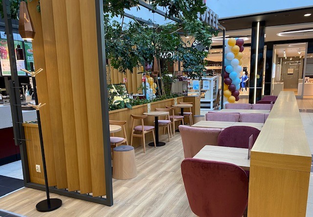 Costa Coffee