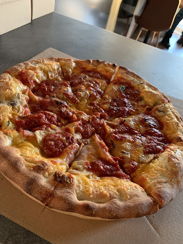 Masarnia-BURGER BAR & PIZZA HOUSE - Gastronomia