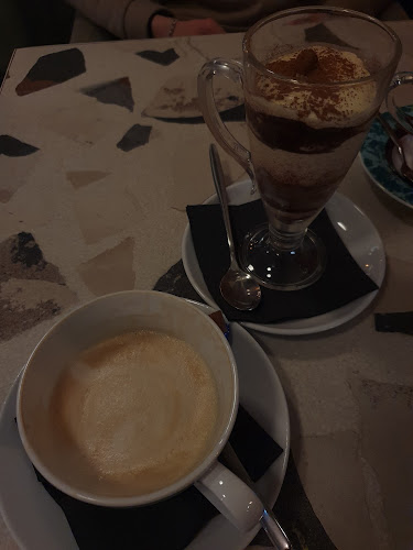 Comentarii opinii despre AWOKADO