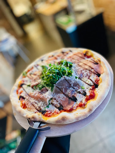 MOMO Pasta i Vino - Konin