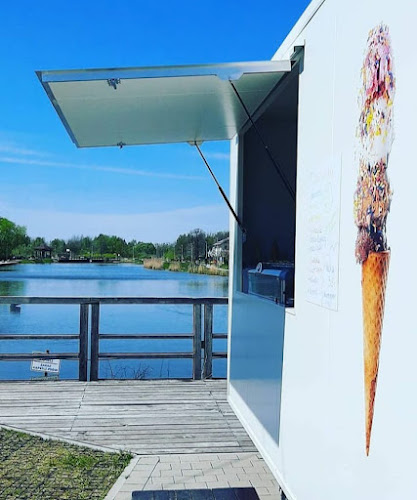 Lody nad Stawem Smug - Nowa Wieś