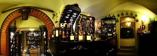 Winiarnia Est! Est!! Est!!!