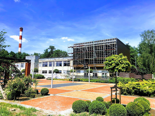 Aleja Parkowa 16, 32-660 Chełmek