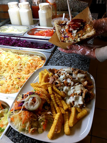 PIZZA - FRiTZ - KEBAB - Gastronomia