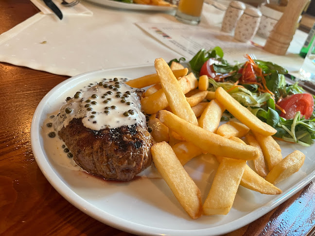 Ostrówek 19, 45-082 Opole