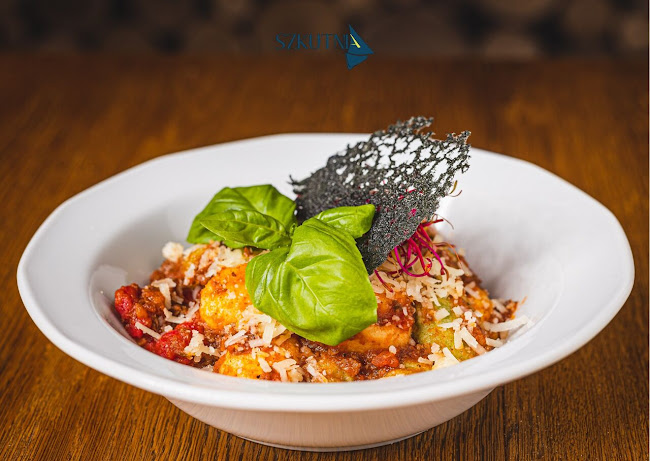 Szkutnia Pizzeria Restauracja - Gastronomia