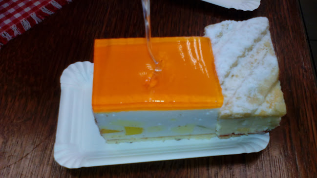 Piekarnia Cukiernia Mirosław Ożóg Średzka - Gastronomia