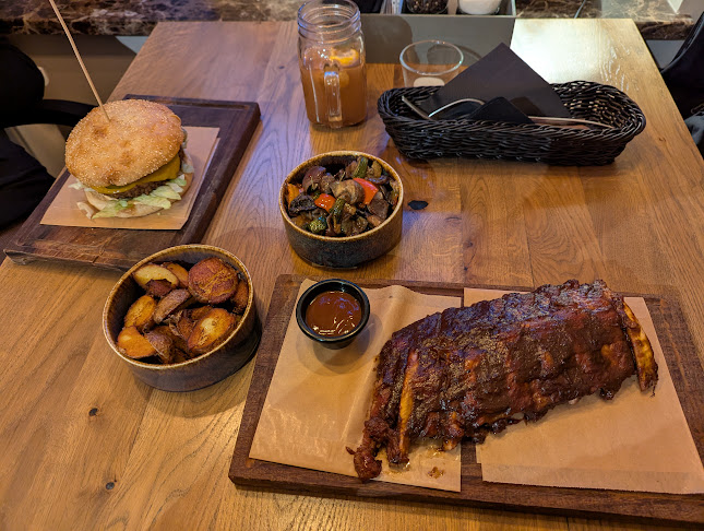 Opinii despre BBQ & Vegan by Luizjana în Toruń - Gastronomia