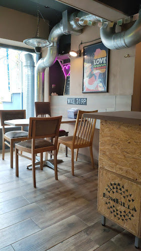 Ciekawa 34, 05-077 Warszawa