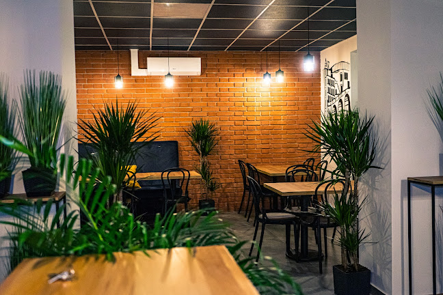 Pizzeria Pomodoro - Gastronomia