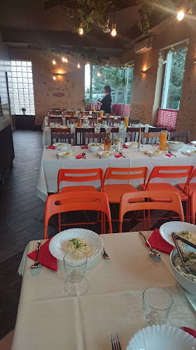 Trattoria w Trakcie - Gastronomia