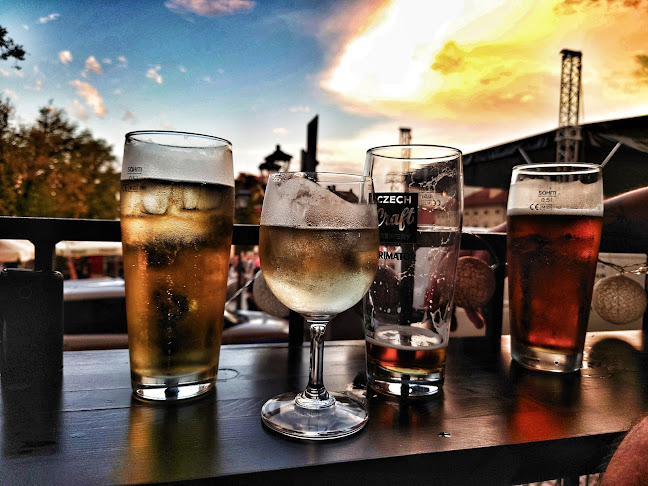 8 stolików - Gastronomia