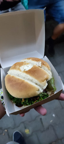 Teren szkoły gastronomicznej nr1, Obrońców Krzyża 16b, 31-828 Kraków