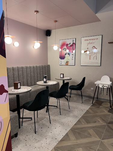 Stolica Lodów Pączków - Sowińskiego 53a - Warszawa