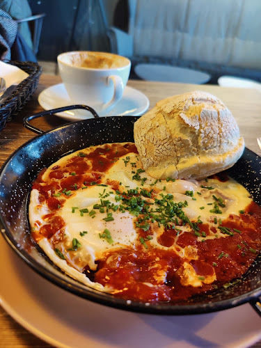 Różana Piekarnia Cukiernia Kawiarnia