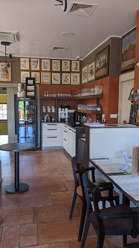 Restauracja i jazdy konne - Kuraszków