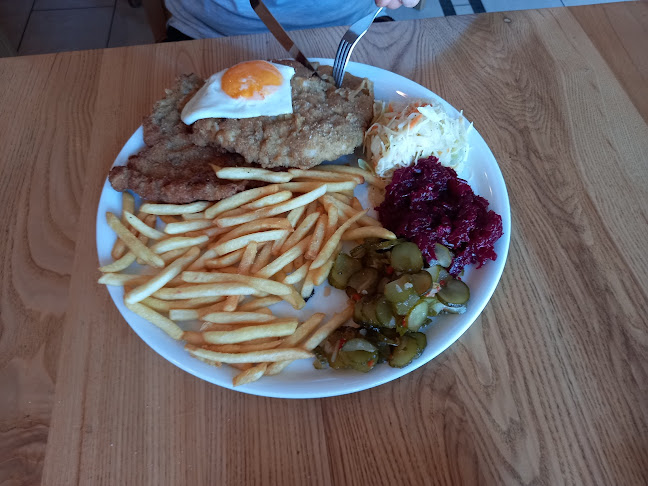 Reviews of Restauracja Petrochemia in Bolesławiec - Gastronomia