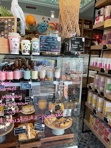 Comentarii opinii despre The White Bear Coffee Liniarskiego