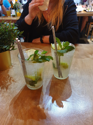 KURA Buffalo Wings & Craft Beer - Warszawa