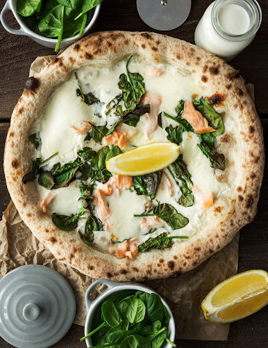 Pizzeria Koło Pieca - Gastronomia