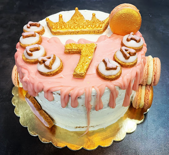 Złote a skromne ciastka