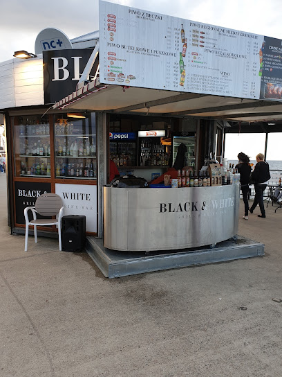 Black & White Grill & Drink Bar