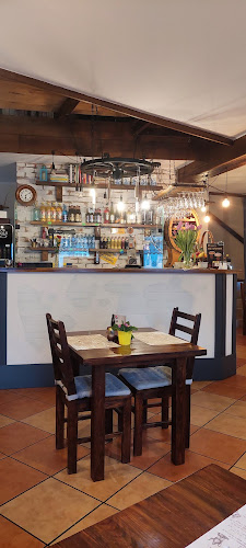 Opinii despre Restauracja Cela Pod Różą - Pierogarnia & Naleśnikarnia în Leszno - Gastronomia