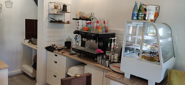 Opinii despre Kofeinka în Władysławowo - Gastronomia