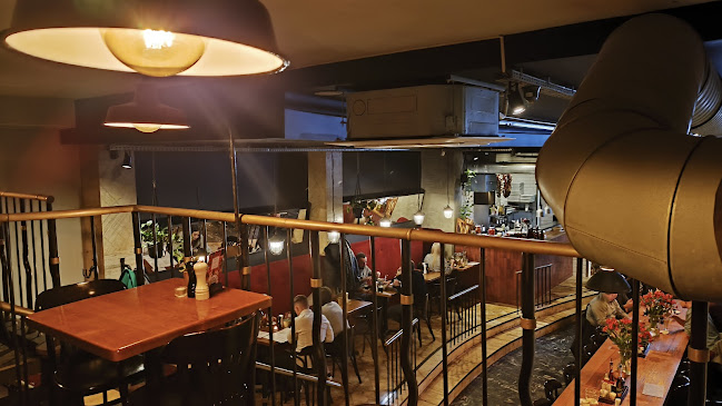 http://www.restauracjakarramba.pl/