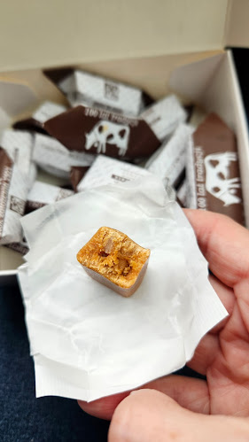 Opinii despre Krówki reklamowe z logo firmy - Wytwórnia Cukierków L. Pomorski i Syn în Milanówek - Gastronomia