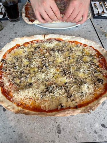 Comentarii opinii despre NO.13 KUCHNIA I WINO